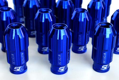 SIX-Performance Racing Lug Nuts Set Blue Anti Theft SIX-Performance Racing Lug Nuts Set Blue Anti Theft